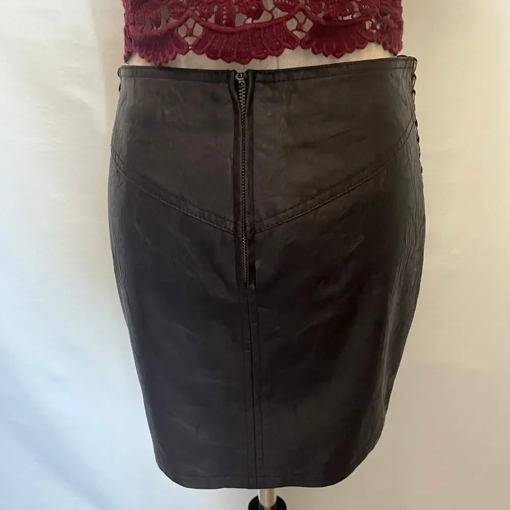 Y2K Andrew Charles Faux Leather Mini Skirt 26 Grunge Punk Brass Chain Festival